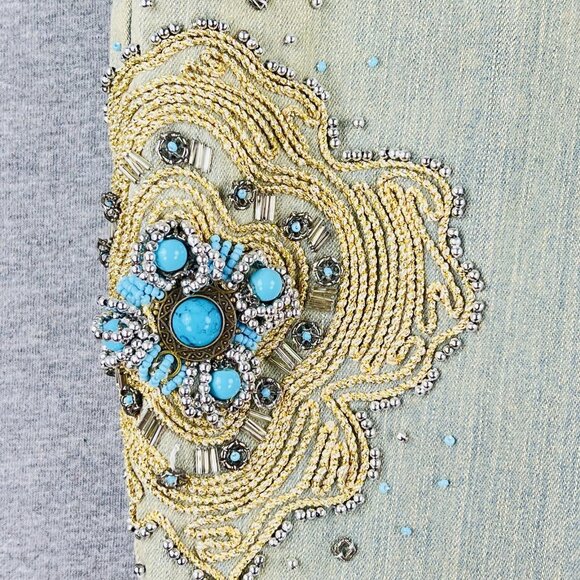 Chagall Women's Beaded Embellished Tan Crop Jeans Size 8 Cuffed Stretch Mid Rise - Picture 7 of 12